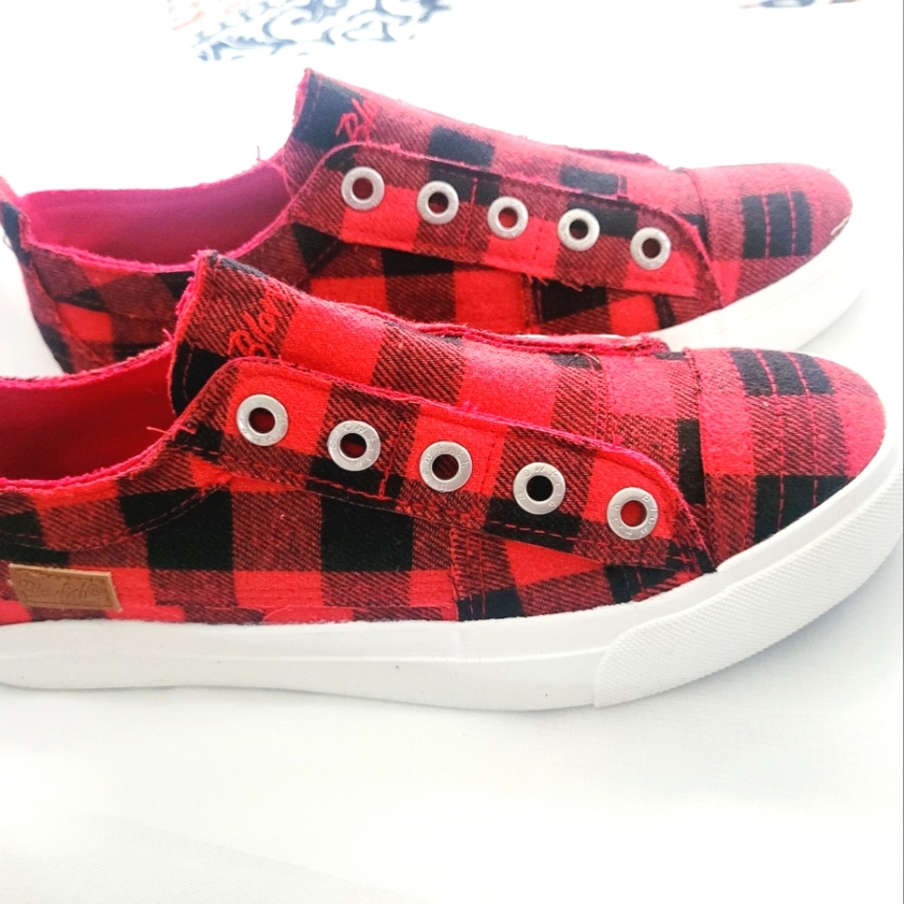 Blowfish Red Buffalo Check women's canvas shoes size 8.5